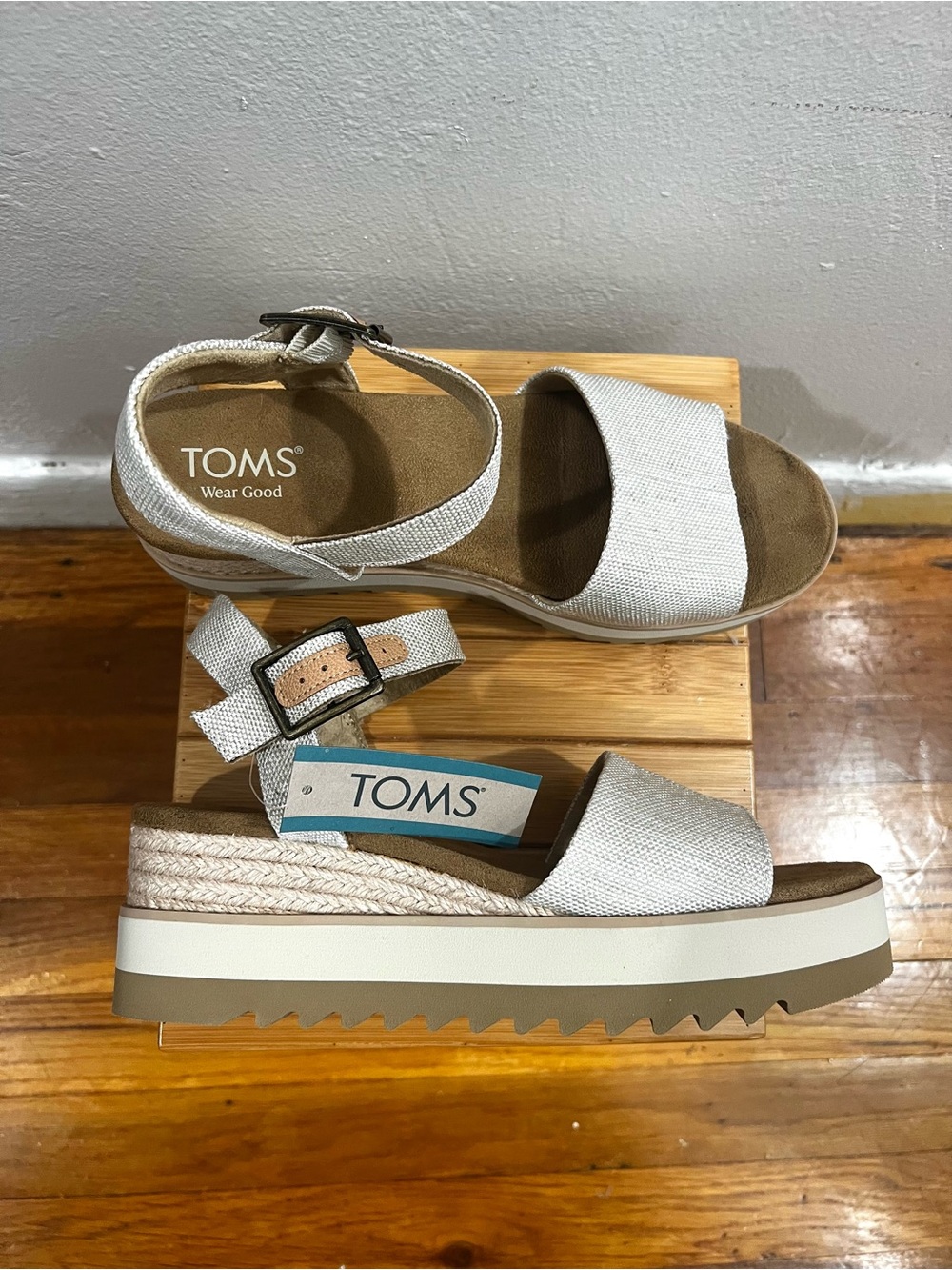 Toms Diana Wedge Comfort Sandal Women 8.5 Natural Boho Minimalist Neutral Beach